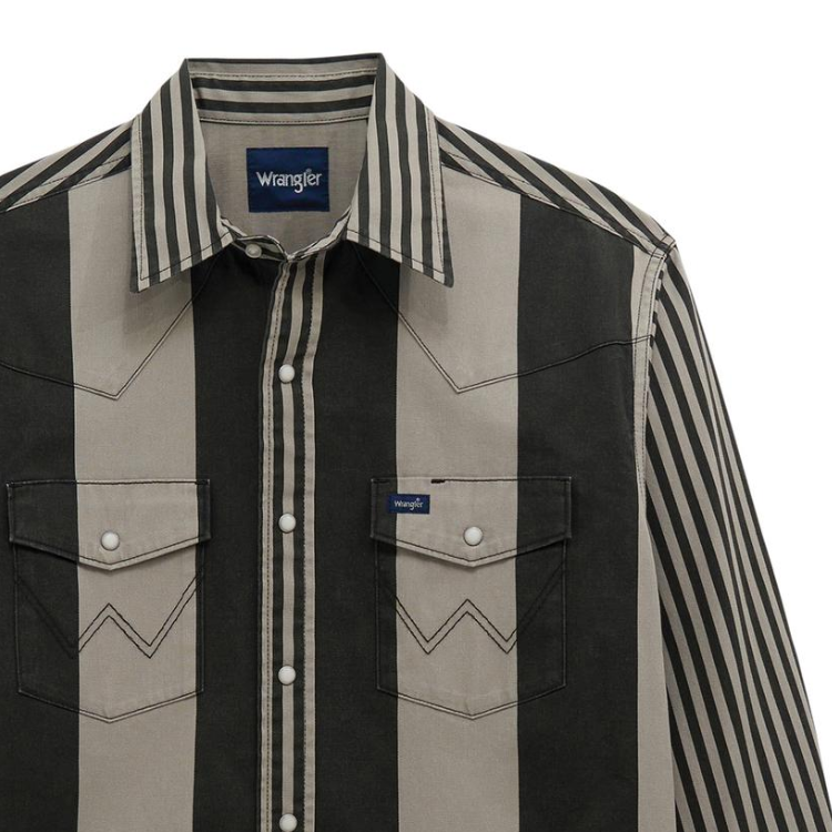 Wrangler 112381996 Men's Vintage Inspired Brush popper Long Sleeve Shirt - Classic Fit - Black/Grey