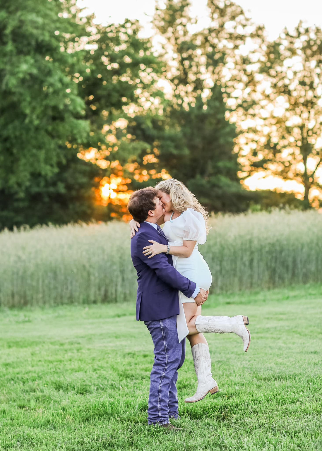 How to Throw the Ultimate Western Wedding!