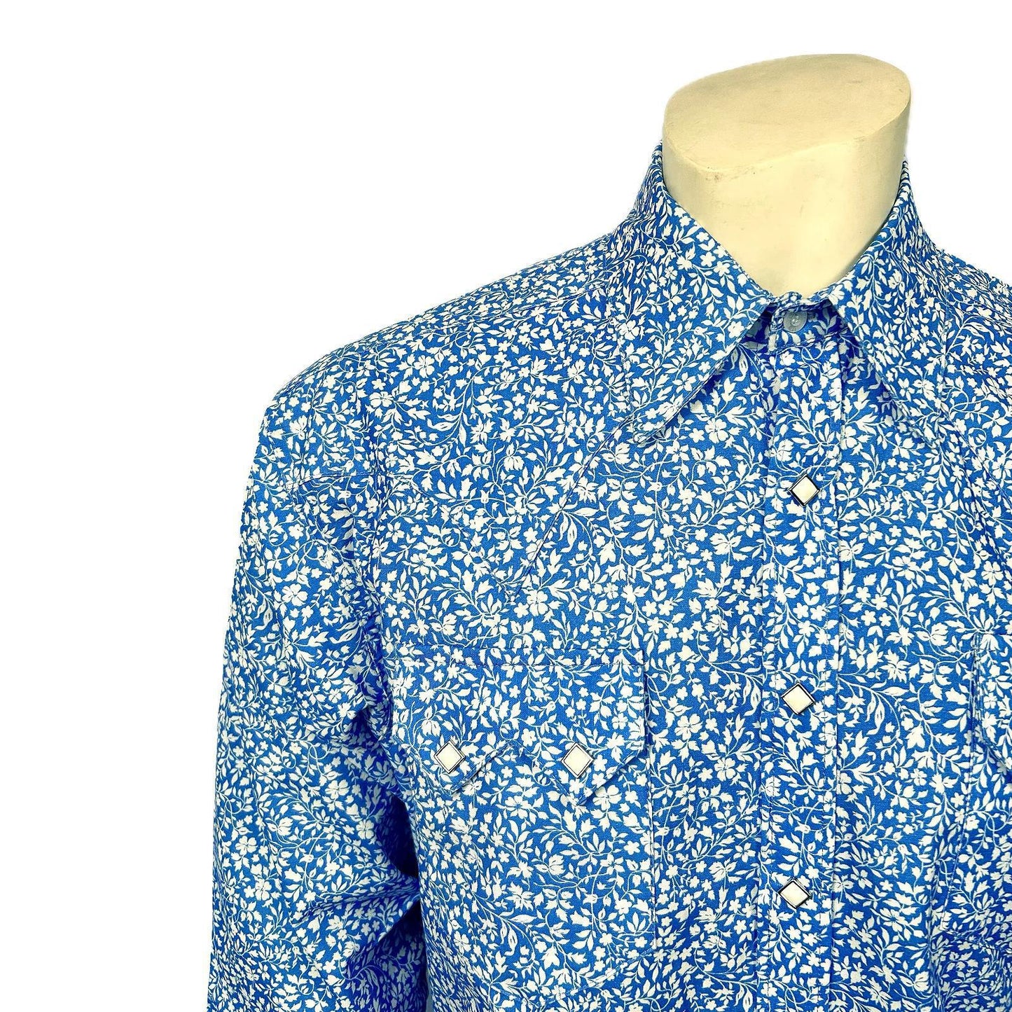 Rockmount 643-BLU Men's Long Sleeve Blue Floral Print Western Shirt