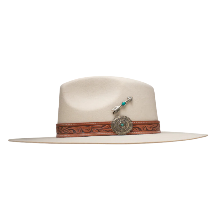 Charlie 1 Horse White Sands Ivory CWWTSN-403628
