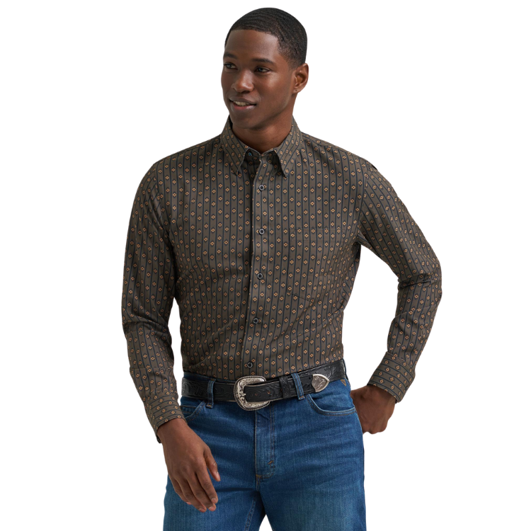 Wrangler 112381619 Men's Cody Johnson Long Sleeve Performance Shirt - Classic Fit