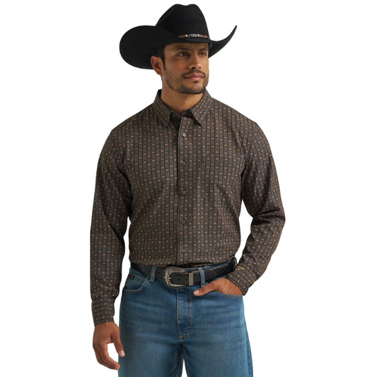 Wrangler 112381619 Men's Cody Johnson Long Sleeve Performance Shirt - Classic Fit