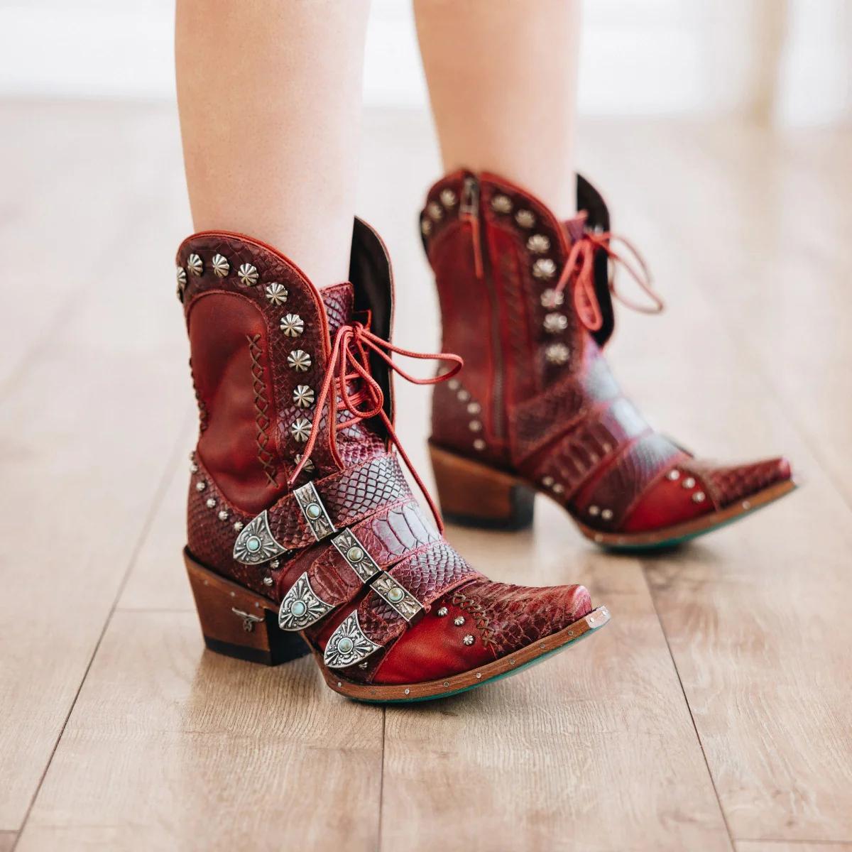 Lane LB0489G Showdown x Marijka Smoldering Ruby